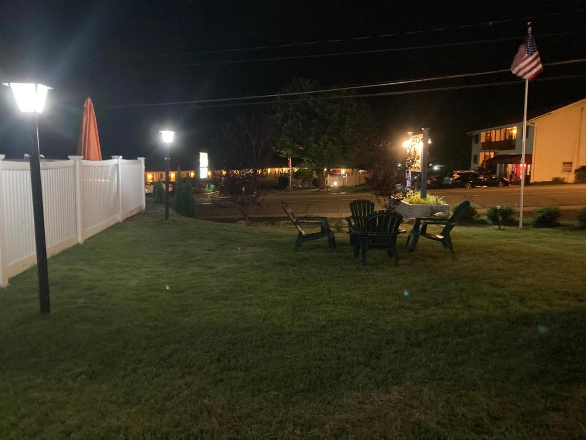 بحيرة جورج Hillside Motel المظهر الخارجي الصورة