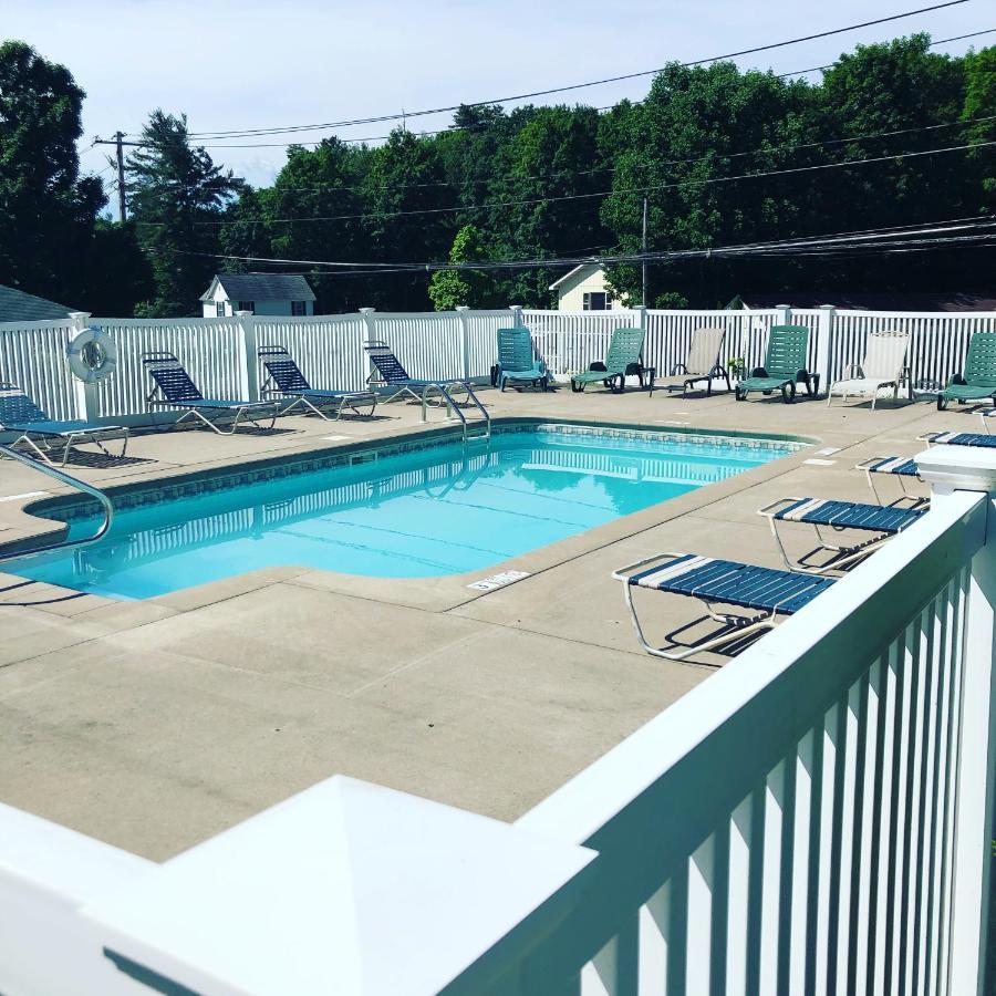 بحيرة جورج Hillside Motel المظهر الخارجي الصورة