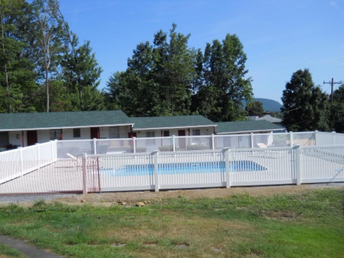 بحيرة جورج Hillside Motel المظهر الخارجي الصورة